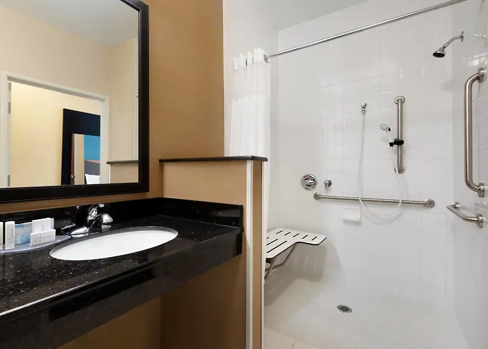 Fairfield Kankakee 3*