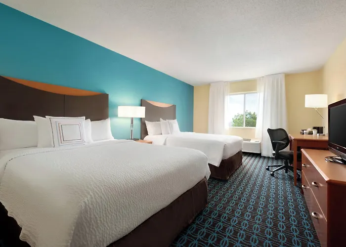 Fairfield Kankakee Hotel
