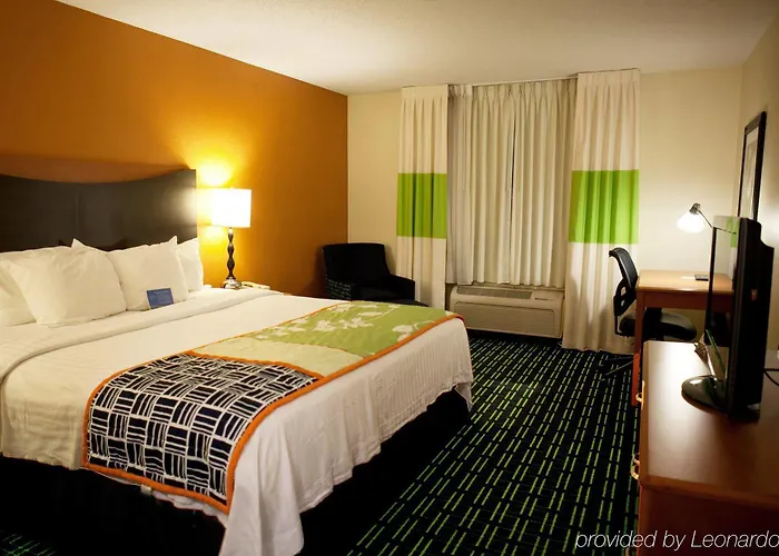 Fairfield Kankakee Hotel